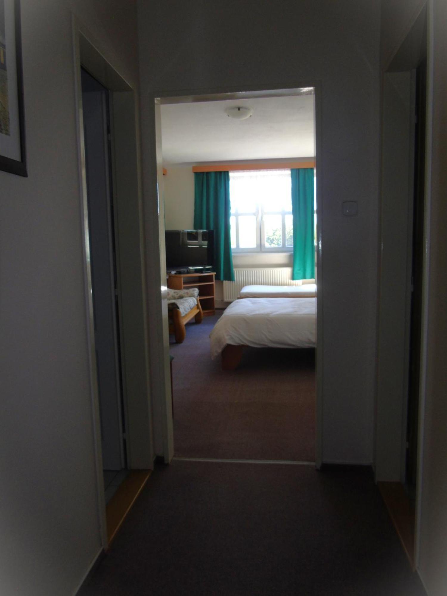 Toris Inn ชีเนตส์ ภายนอก รูปภาพ
